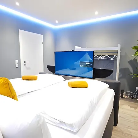 Danessi-familie,business,nahe Koblenz,6 Personen,saniert,direkte Anbindung Industriegebiet,tv Kingsize Boxspringbett Апартаменты