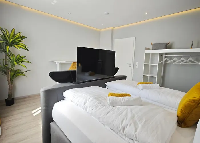 Danessi-familie,business,nahe Koblenz,6 Personen,saniert,direkte Anbindung Industriegebiet,tv Kingsize Boxspringbett * Mülheim-Kärlich