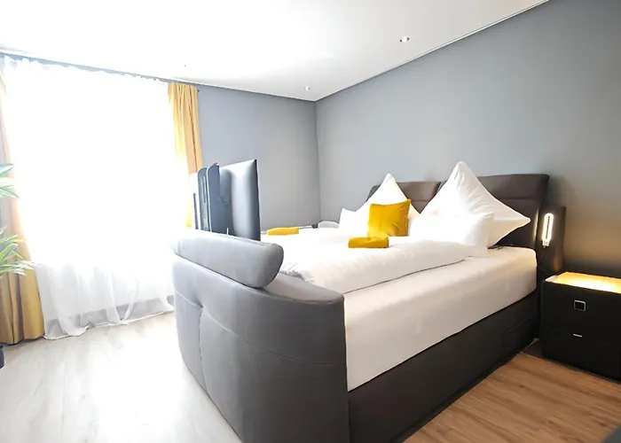 Danessi-familie,business,nahe Koblenz,6 Personen,saniert,direkte Anbindung Industriegebiet,tv Kingsize Boxspringbett