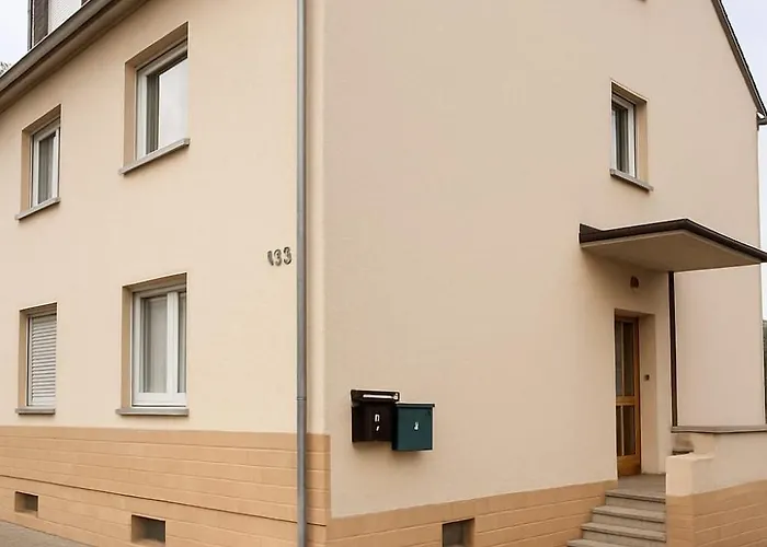 Apartmán Danessi-familie,business,nahe Koblenz,6 Personen,saniert,direkte Anbindung Industriegebiet,tv Kingsize Boxspringbett