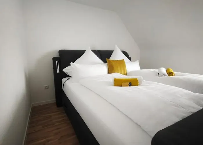 Danessi-familie,business,nahe Koblenz,6 Personen,saniert,direkte Anbindung Industriegebiet,tv Kingsize Boxspringbett Apartmán *